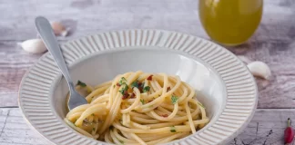 spaghetti aglio olio peperoncino